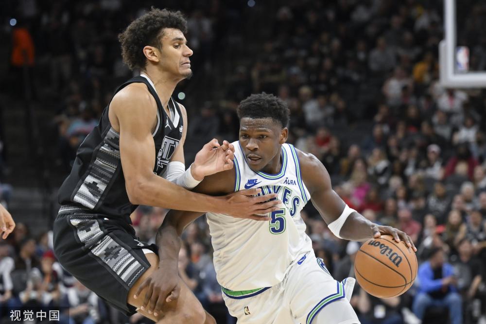 本赛季更是 本赛季更是