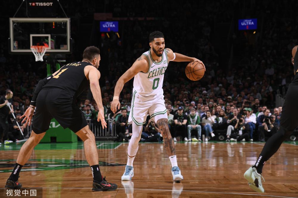 续约与战绩 续约与战绩