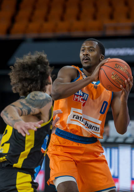 利的不懈追 利的不懈追