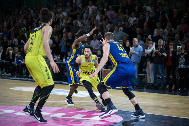 利的不懈追 利的不懈追